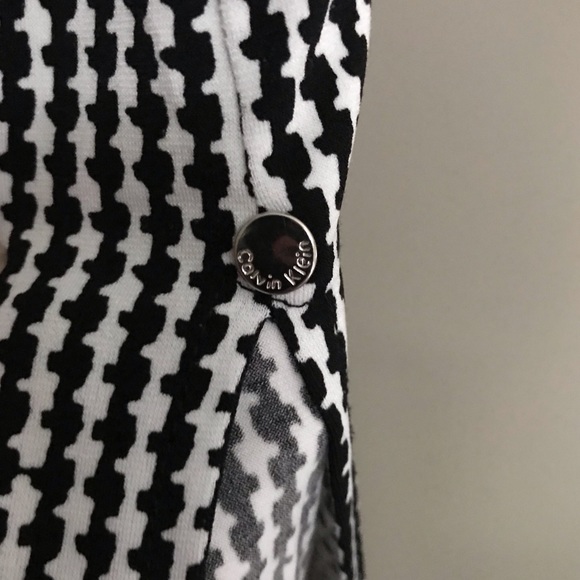Calvin Klein | Houndstooth Plaid Tunic Top - Picture 4 of 13
